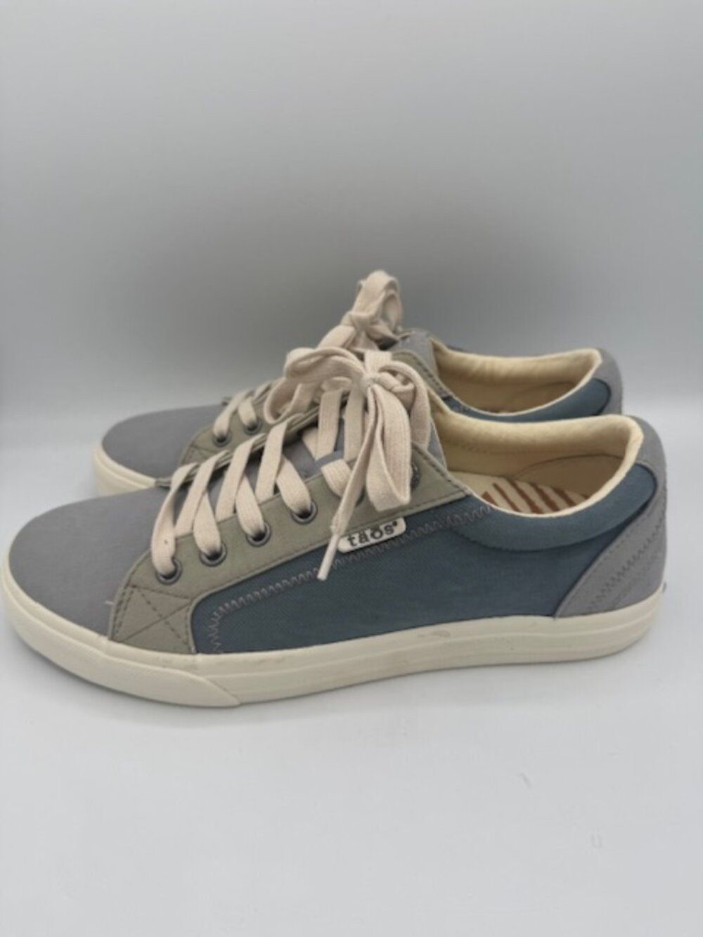 Taos Women's Plim Soul Blue & Gray Sneakers Size 9